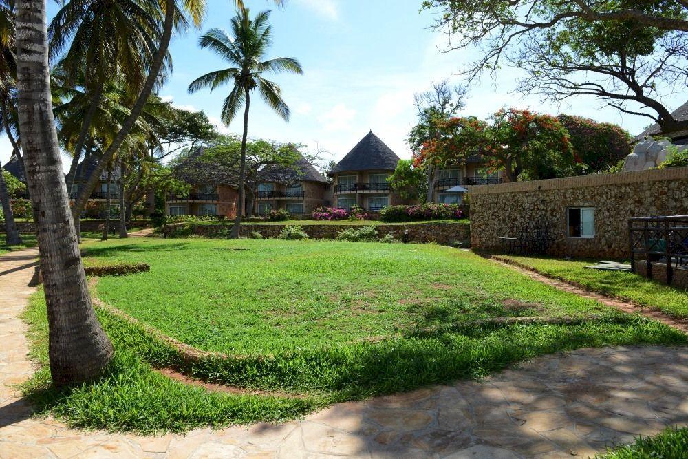 Ledger Plaza Bahari Beach Daressalam Exterior foto